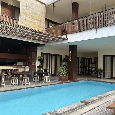 The Paving Villa Canggu Eksteriør bilde